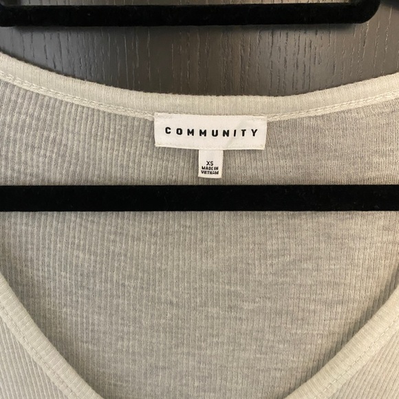 Community by aritzia Cream Longsleeve - size XS - Picture 2 of 2